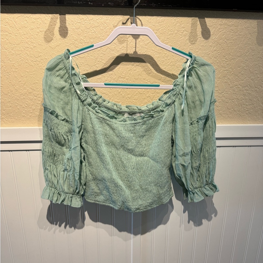 Green crop top